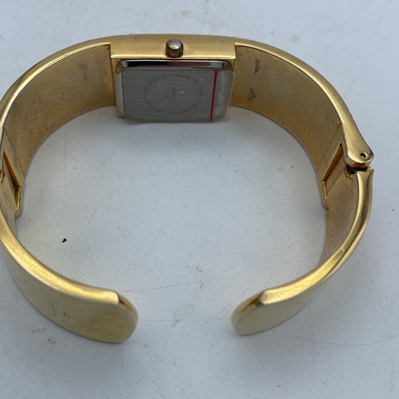 Women’s Quartz goldtone Footsteps spiritual Christian cuff watch needs battery - Picture 5 of 7